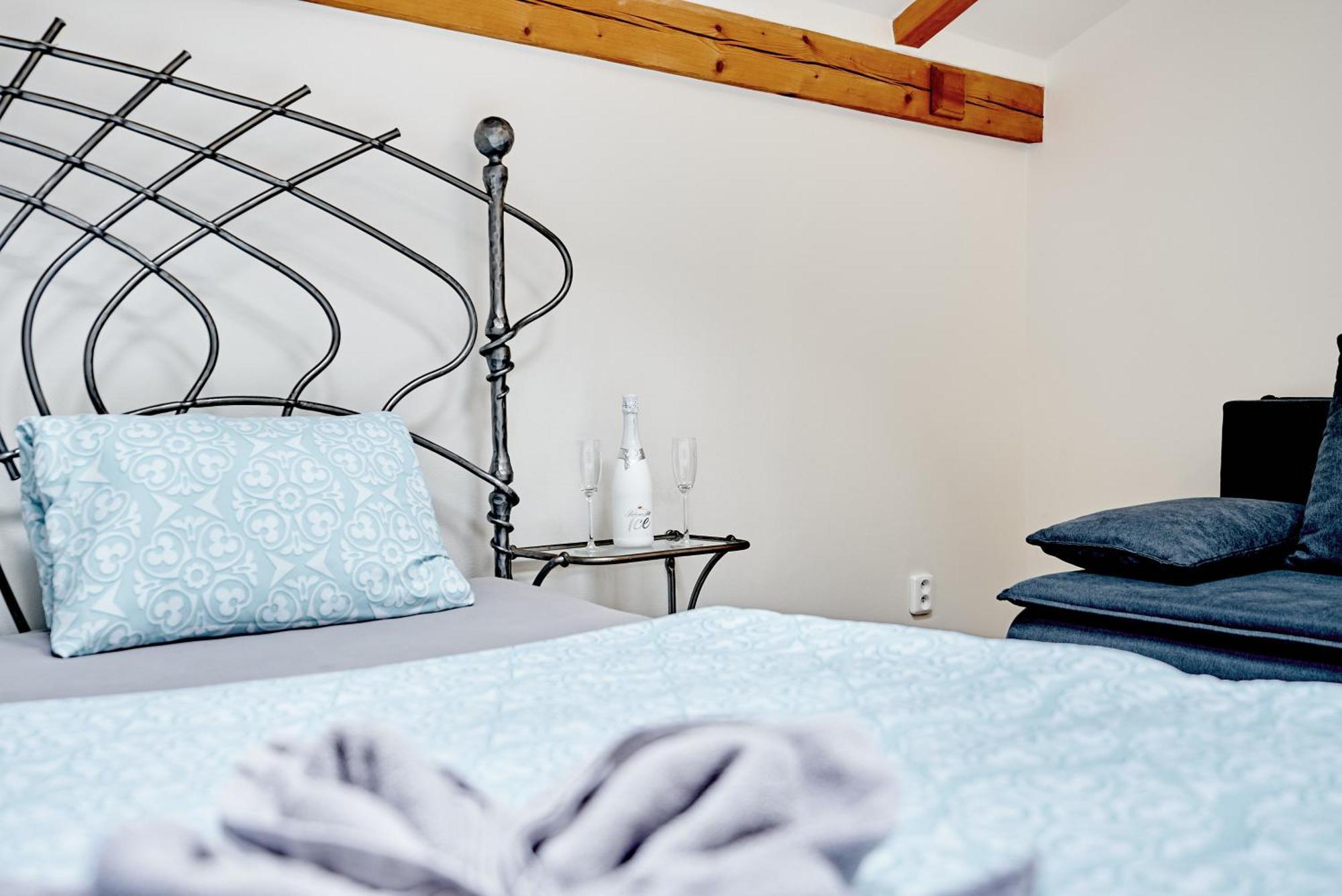Apartmány Svatošské skály Loket Extérieur photo